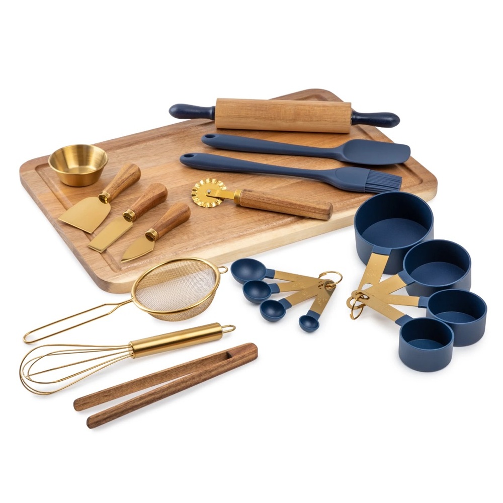 Thyme and table baking bread Blue Gold Kitchen Utensil Set / wood cutting board